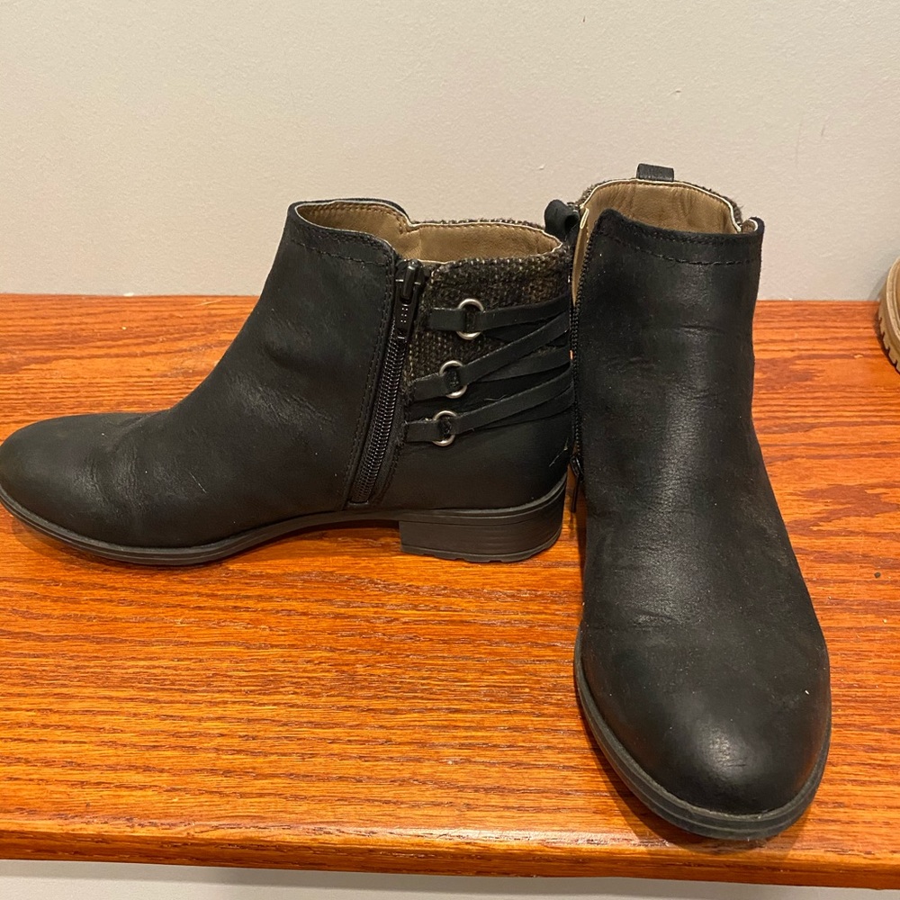 Black booties size 7